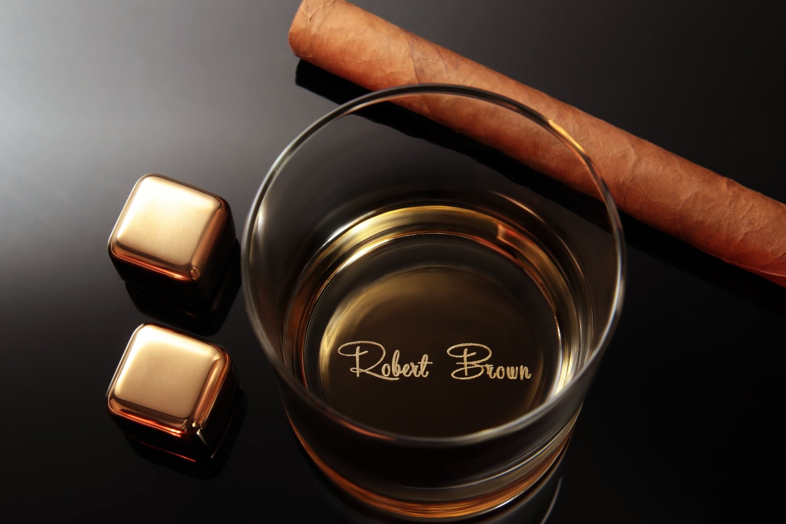 Individuelles Whiskyglas – Bodengravur