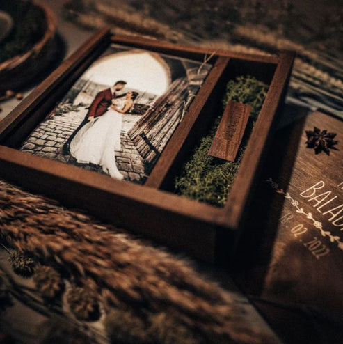 Fotobox aus Holz mit USB-Stick 