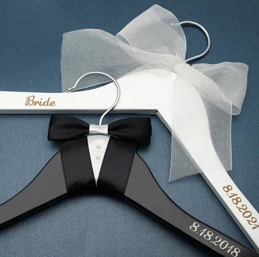 Personalisierte Hochzeitskleiderbügel 👰🤵