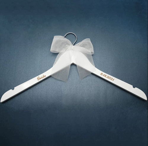 Personalisierte Hochzeitskleiderbügel 👰🤵